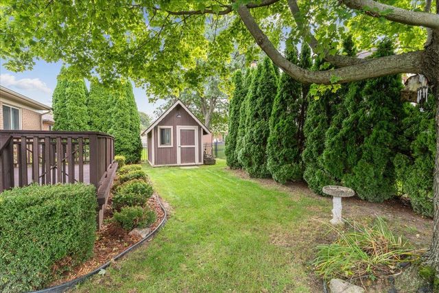 31656 Twin Oaks Drive, Chesterfield, MI 48047