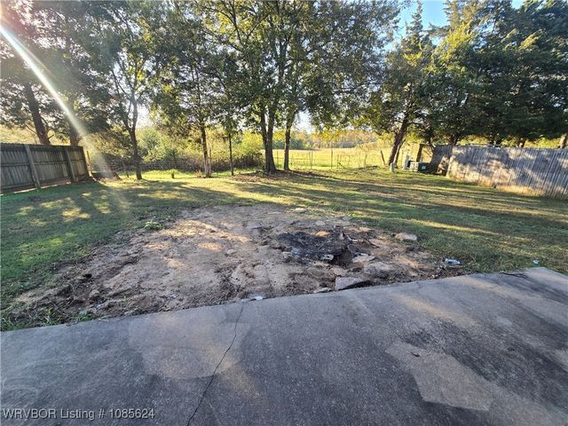 2709 Quarry Drive, Van Buren, AR 72956