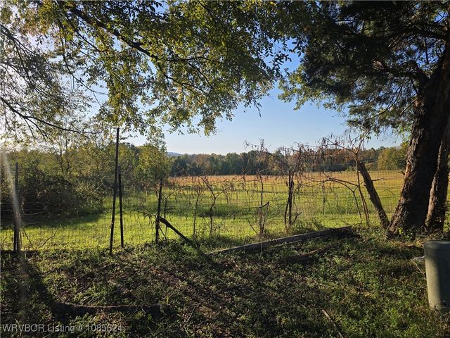 2709 Quarry Drive, Van Buren, AR 72956