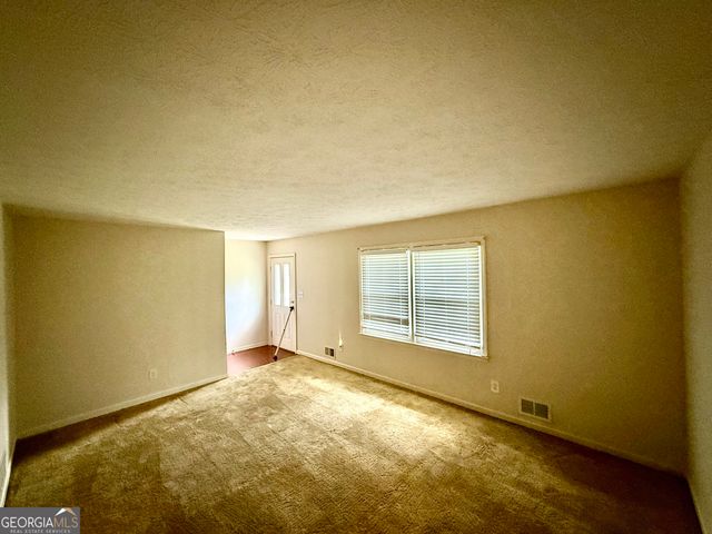 6641 Londonderry Drive, Morrow, GA 30260