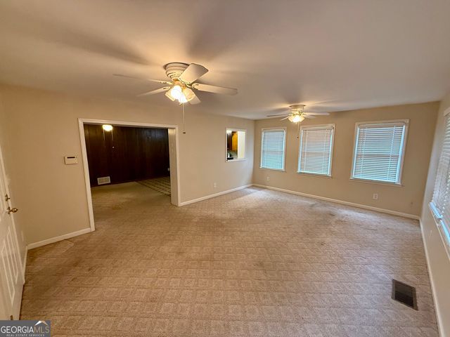6641 Londonderry Drive, Morrow, GA 30260