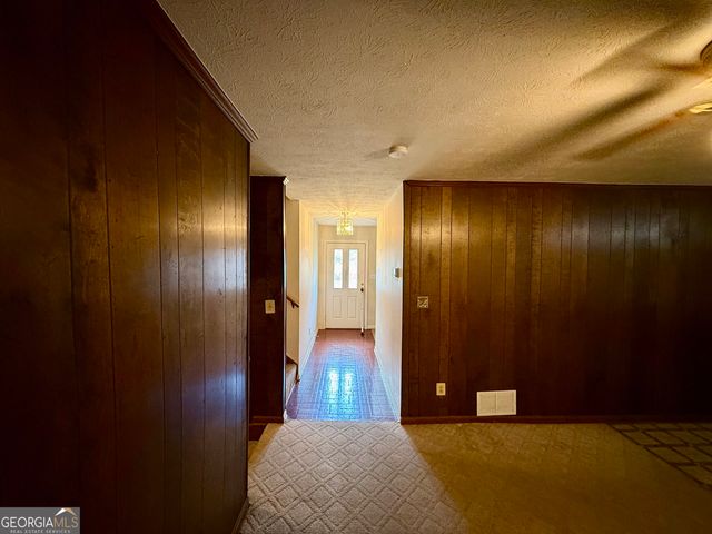 6641 Londonderry Drive, Morrow, GA 30260
