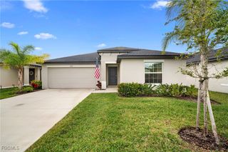 17741 paradiso WAY, North Fort Myers, FL 33917