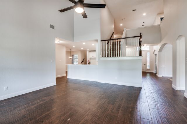 1805 Canyon Creek Drive, Mckinney, TX 75072