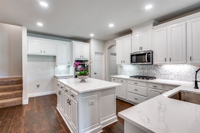 1805 Canyon Creek Drive, Mckinney, TX 75072