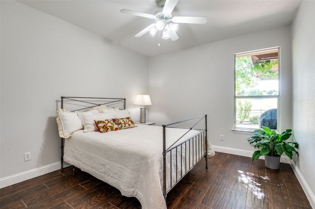 1805 Canyon Creek Drive, Mckinney, TX 75072