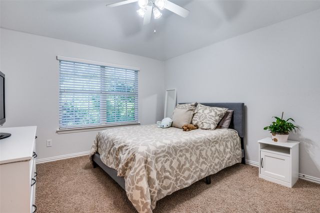 1805 Canyon Creek Drive, Mckinney, TX 75072