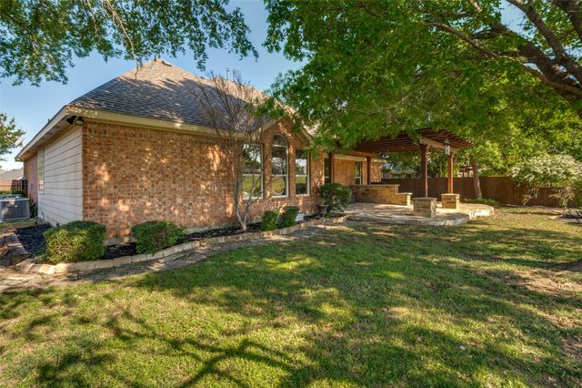 1805 Canyon Creek Drive, Mckinney, TX 75072