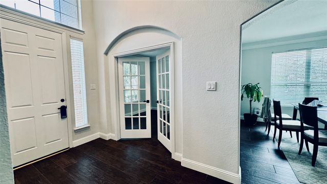 1805 Canyon Creek Drive, Mckinney, TX 75072