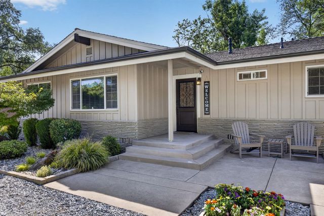 6417 Colwell Rd, Penryn, CA 95663