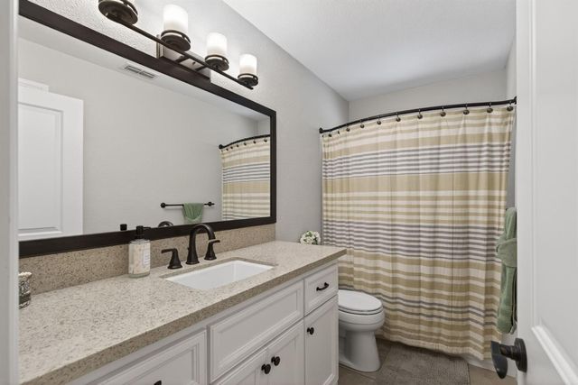6417 Colwell Rd, Penryn, CA 95663
