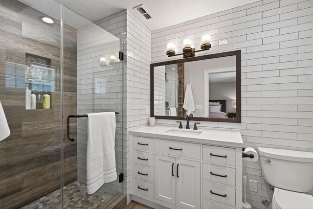 6417 Colwell Rd, Penryn, CA 95663