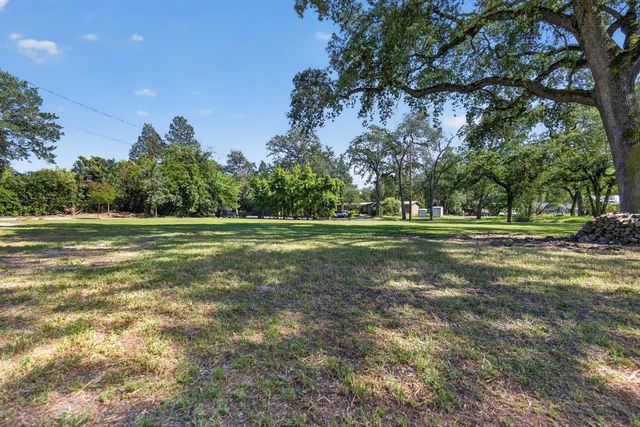 6417 Colwell Rd, Penryn, CA 95663