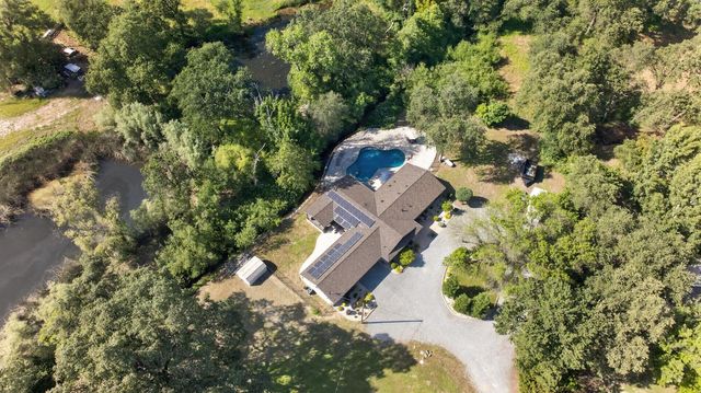 6417 Colwell Rd, Penryn, CA 95663