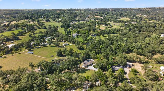 6417 Colwell Rd, Penryn, CA 95663