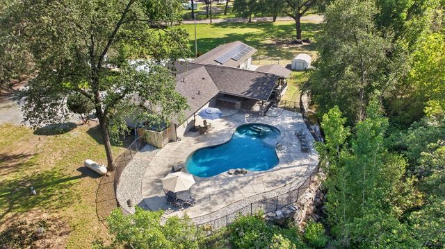 6417 Colwell Rd, Penryn, CA 95663