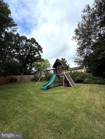 1414 D ST, Woodbridge, VA 22191