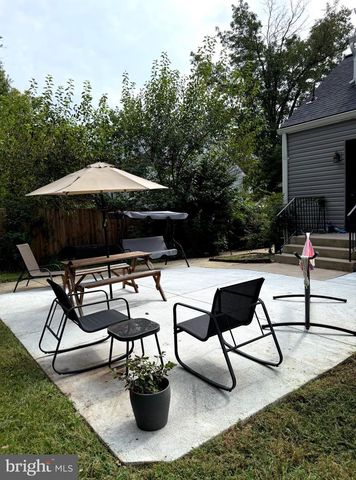 1414 D ST, Woodbridge, VA 22191