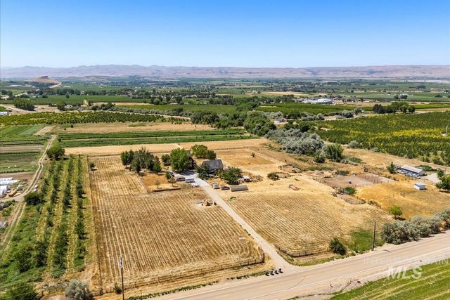 20169 Hoskins Rd, Caldwell, ID 83607