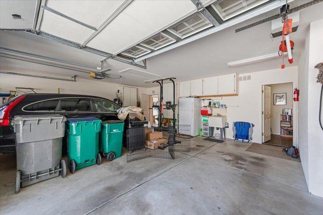 132 Picadilly Ln, Grass Valley, CA 95949