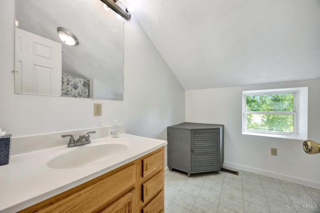 4215 Kehr Road, Oxford, OH 45056