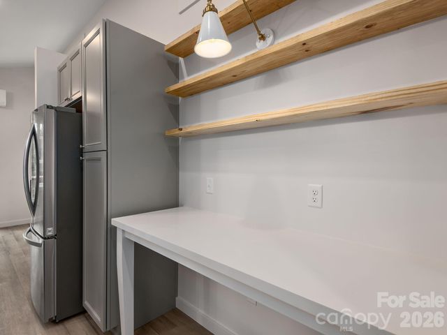 30 Pine Road, Asheville, NC 28805