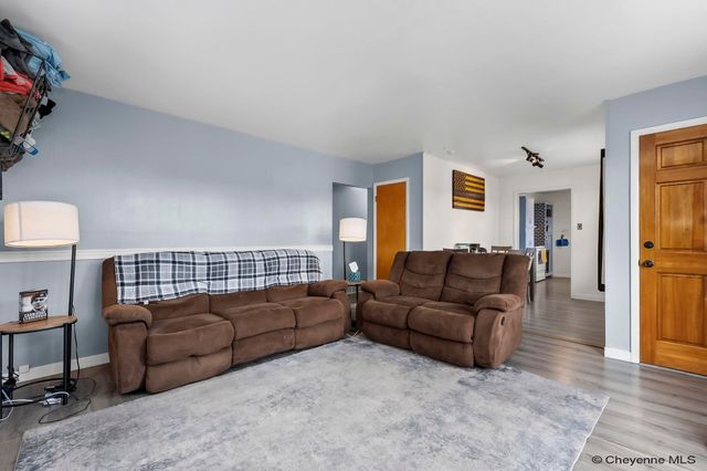 147 AHRENS AVE, Cheyenne, WY 82007