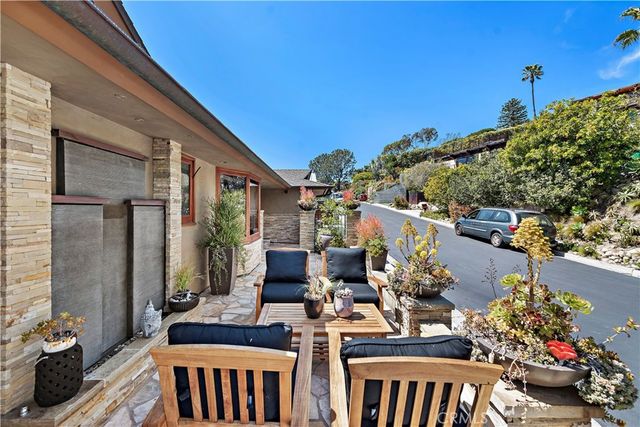 612 Allview Place, Laguna Beach, CA 92651