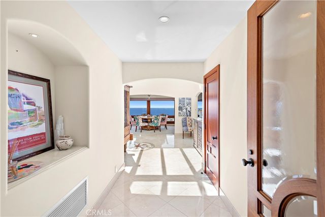 612 Allview Place, Laguna Beach, CA 92651
