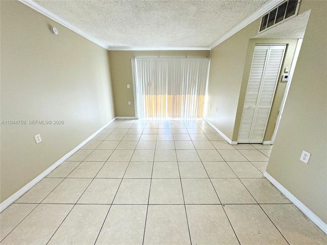 1141 Lake Victoria Dr E, West Palm Beach, FL 33411