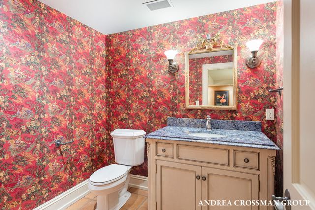 1933 South Shore Drive, Holland, MI 49423