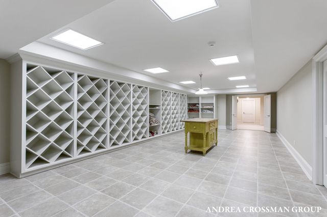 1933 South Shore Drive, Holland, MI 49423