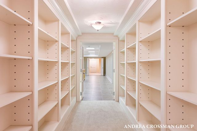 1933 South Shore Drive, Holland, MI 49423