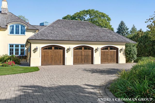 1933 South Shore Drive, Holland, MI 49423