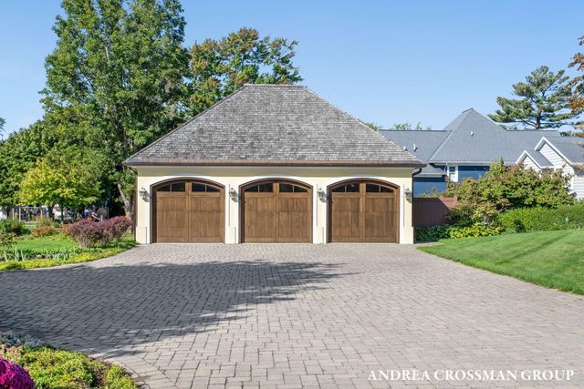 1933 South Shore Drive, Holland, MI 49423