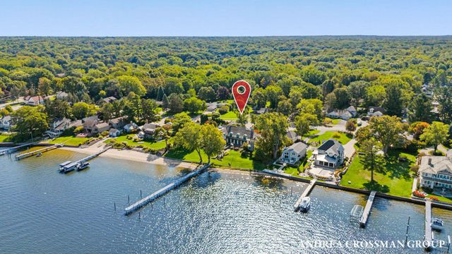 1933 South Shore Drive, Holland, MI 49423