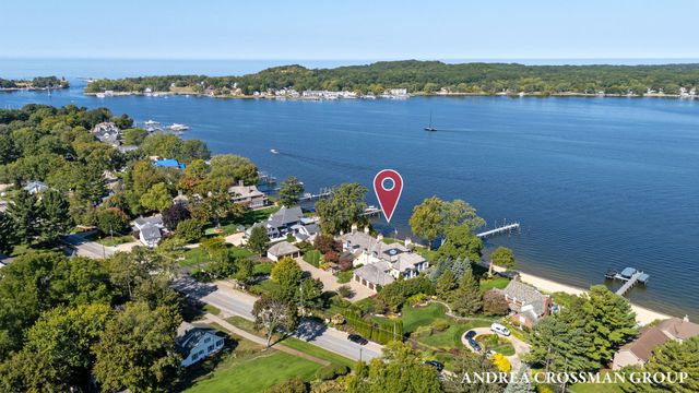 1933 South Shore Drive, Holland, MI 49423