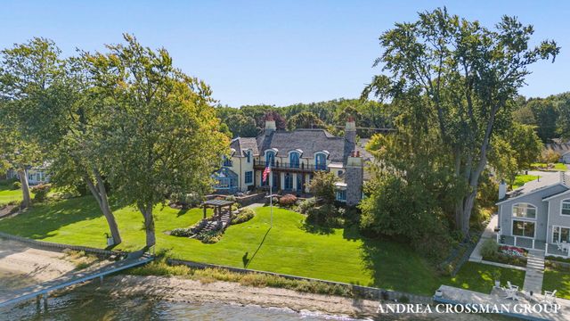 1933 South Shore Drive, Holland, MI 49423