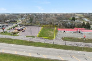 240 3rd Avenue, Windom, MN 56101