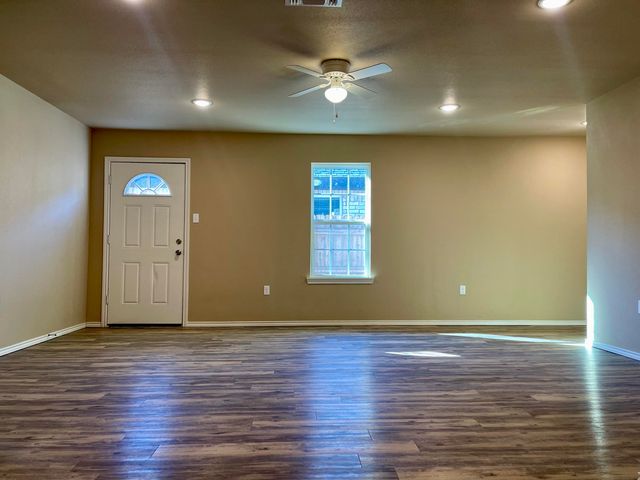 1019 Preston Trail, A, Wolfforth, TX 79382