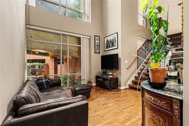 2626 Peachtree Road NW 205, Atlanta, GA 30305