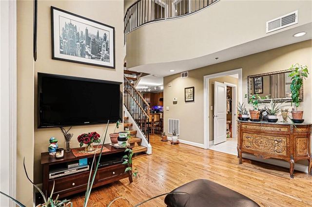 2626 Peachtree Road NW 205, Atlanta, GA 30305