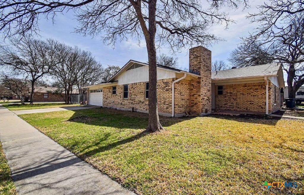 Image 2 of property listing at 1101 Rhonda Lee Street, Copperas Cove, TX 76522