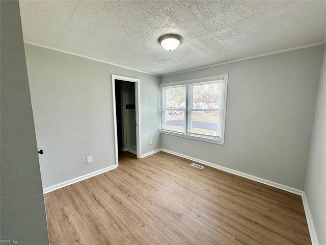 2610 Omar ST, Chesapeake, VA 23324