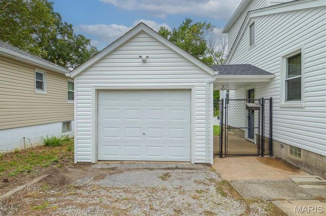 2320 Meadow Drive, Belleville, IL 62226