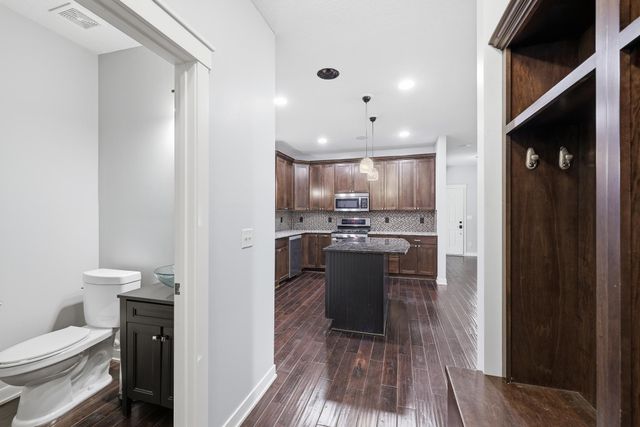 2019 Louisiana Avenue S, Saint Louis Park, MN 55426