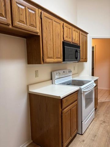 411 Fitch, Kerrville, TX 78028
