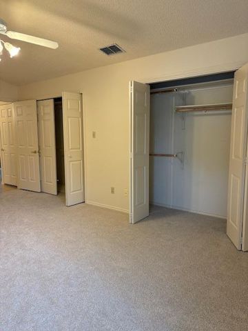 411 Fitch, Kerrville, TX 78028