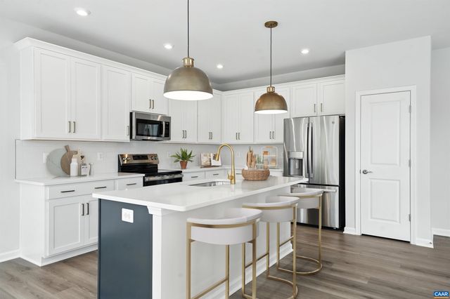 3041 RAMBLING BROOK LN, Crozet, VA 22932