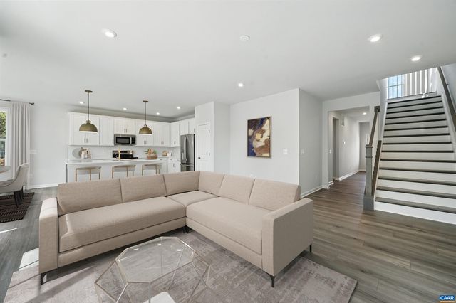 3041 RAMBLING BROOK LN, Crozet, VA 22932